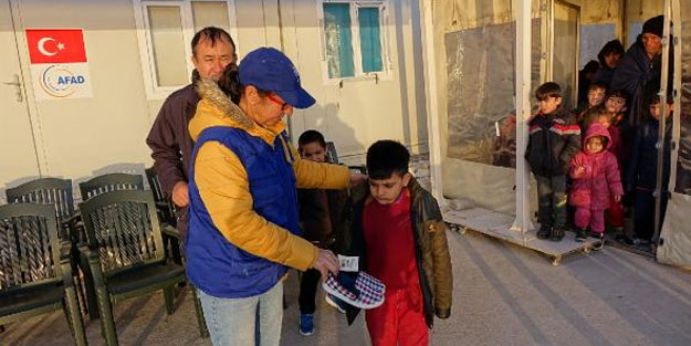 Çanakkale'de 38'i çocuk, 59 kaçak göçmen yakalandı