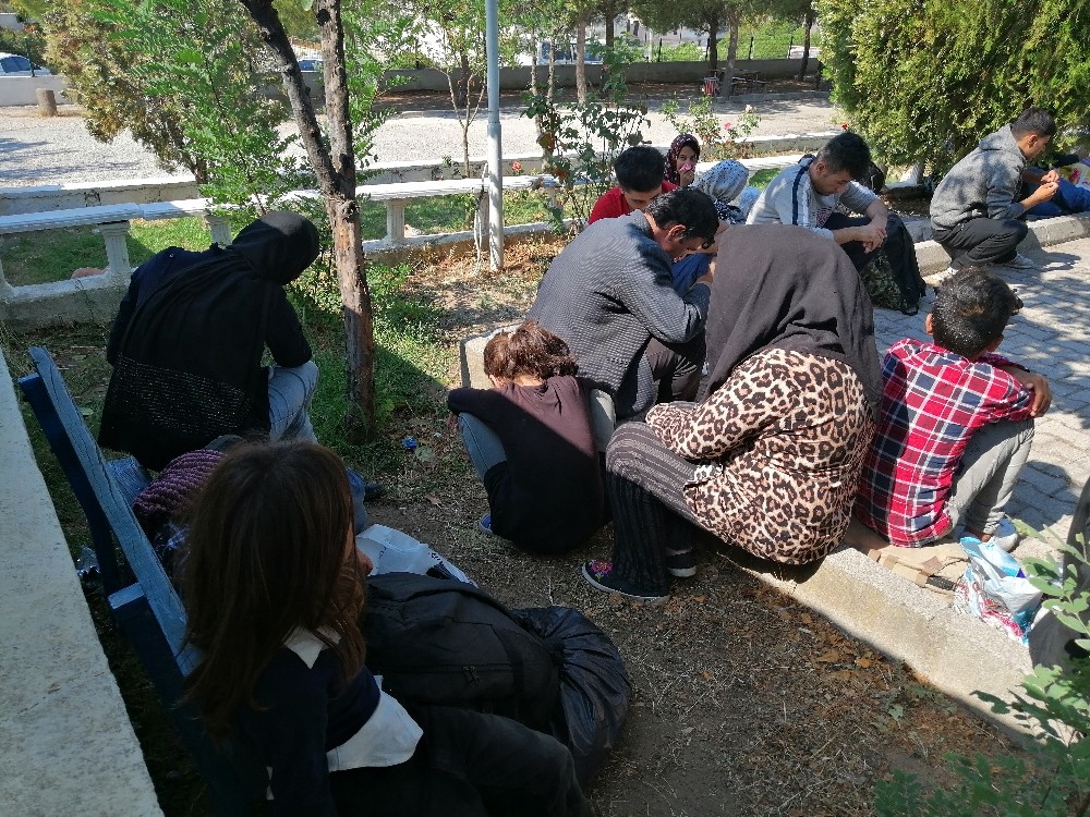 Çanakkale’de 45 mülteci yakalandı 
