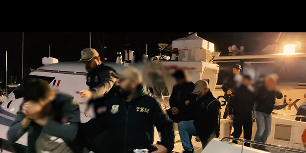 Çanakkale’de FETÖ operasyonu: 11 gözaltı