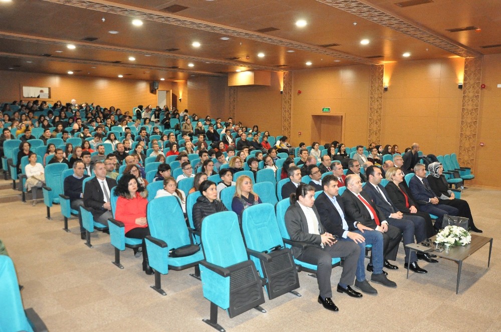 Çanakkale’de Mehmet Akif Ersoy anıldı 