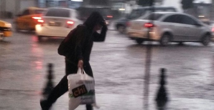 Çanakkale’de Sağanak yağmur