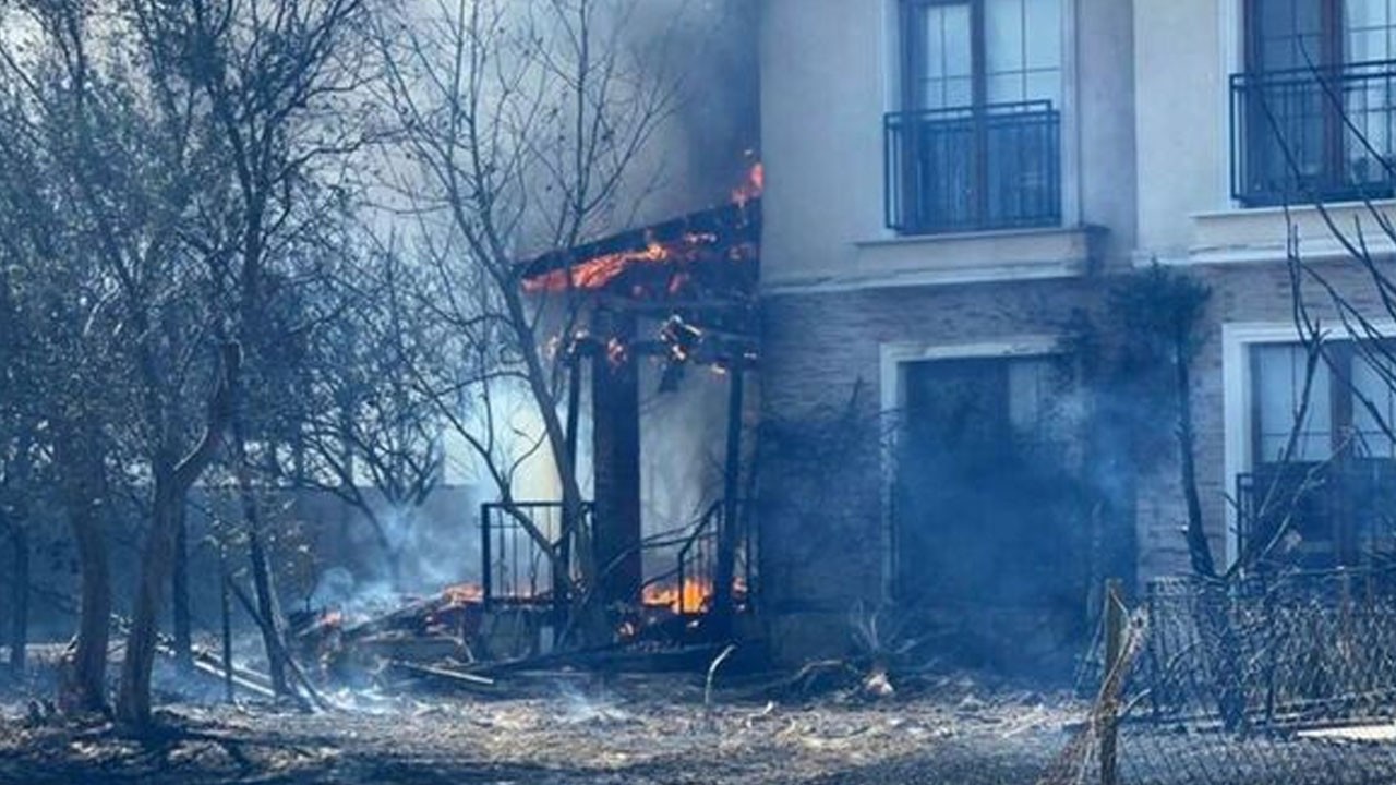 Çanakkale'de yangın paniğe yol açtı
