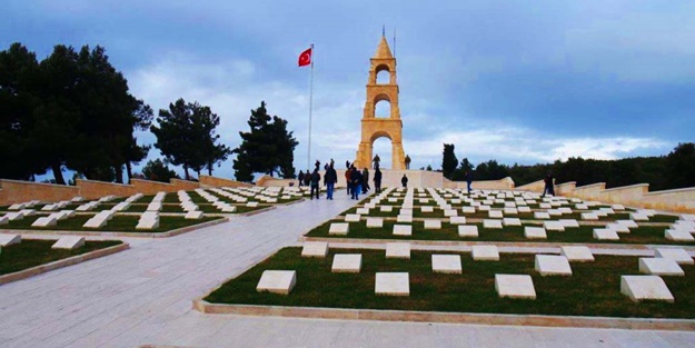 Çanakkale'ye 15 yeni şehitlik daha