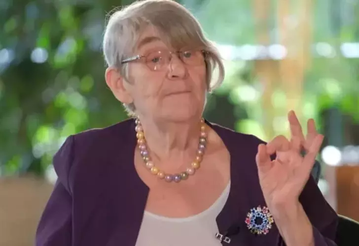 Canan Karatay ‘ağzıma sürmem, siz de sürmeyin’ diyerek o yemişle ilgili uyardı! Bayıla bayıla yiyorsunuz ama, sakın bir tane bile yemeyin