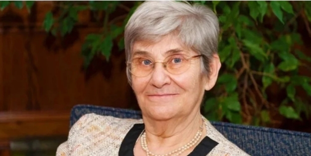 Canan Karatay İbn-i Sina'nın o kürünü öve öve bitiremedi: Kaynatıp bardak bardak içenlerin kolesterolü düşüyor, iltihabı sona eriyor