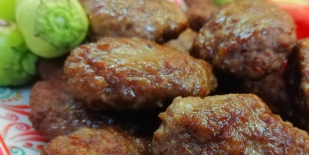 Canan Karatay önerdiğinde kimse inanmamıştı: Köfte sönmüyor, asla dağılmıyor, ikiye ayrılmıyor! İşte ayrıntı