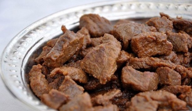 Canan Karatay, yine ezberleri bozdu! Türkiye'ye duyurdu: Etleri yanlış pişiriyormuşuz! Böyle pişirirseniz...