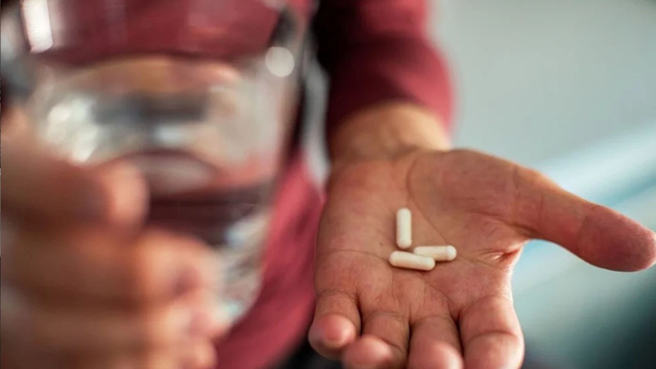 Canan Karatay'dan aşı yorumu: Bunu sakın yapmayın! Bill Gates'e yarıyor