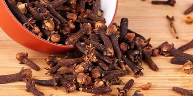 Canan Karatay'dan en iyi et tarifi! Karanfil detayına dikkat: Bu yöntem anında fark ettiriyor çıkışı, o iddiası