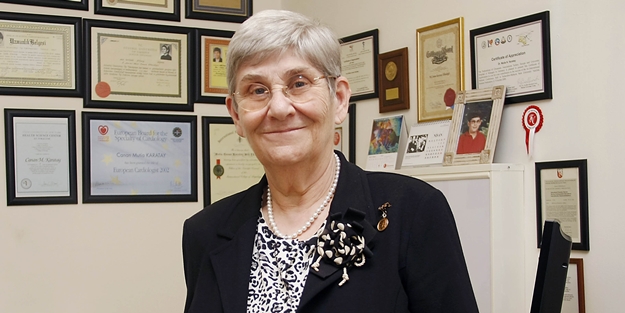 Canan Karatay'dan şaşırtan öneri: Düz duvara tırmanırsınız