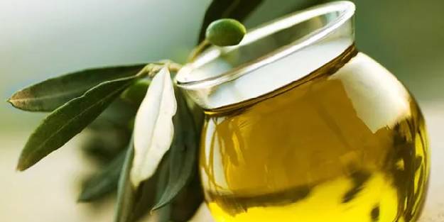 Canan Karatay'dan uyarı: Beynimiz çalışmasın diye yedirmemişler!