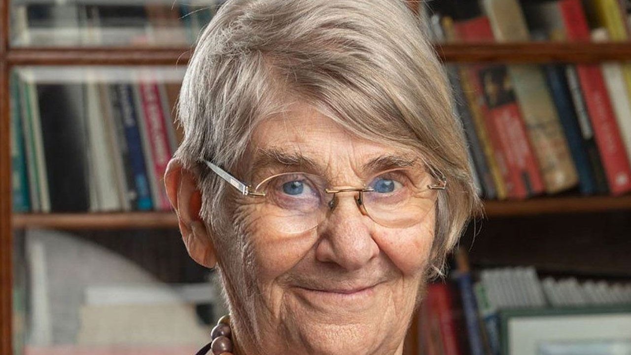 Canan Karatay'ın favorisi: 10 yaş gençleştiriyor! Bu ürün: Kelliği ve saçların beyazlaşmasını önleyen sabun