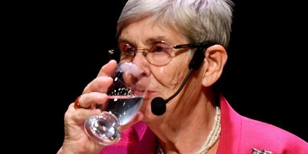 Canan Karatay'ın hayat kurtaran gizli tarifi: Ne siz hasta olursunuz ne çocuğunuz! Suyu resmen sorunları çözdü