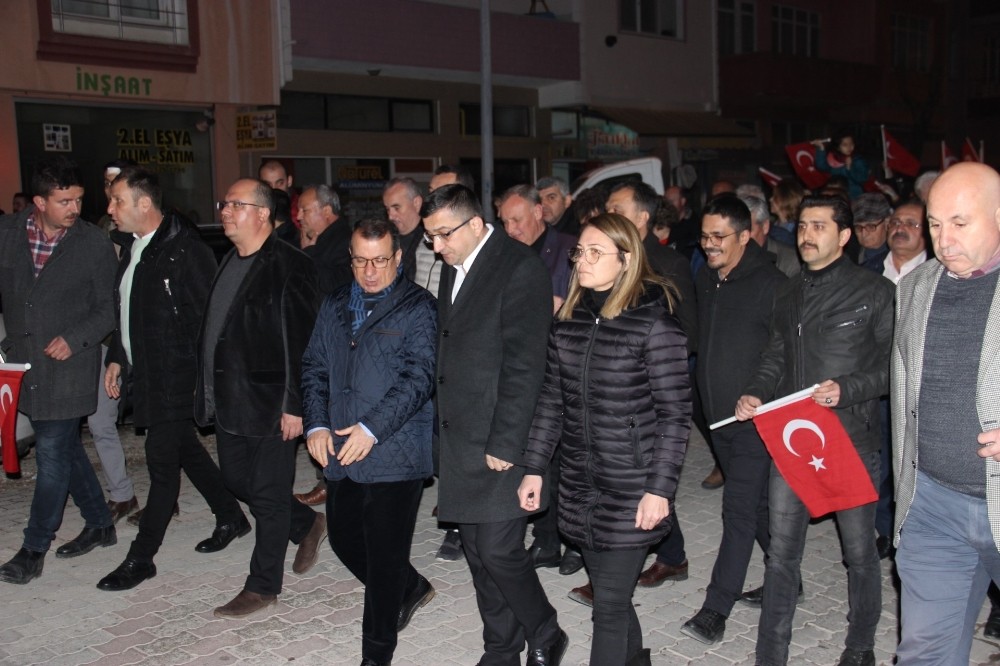 Çan’da İdlib Şehitleri için Mehmetçiğe saygı yürüyüşü 