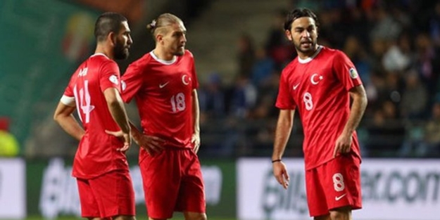 Fatih Terim yıldız ismi geri çağırdı