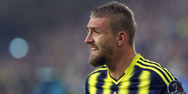 Caner'den büyük fedakarlık!