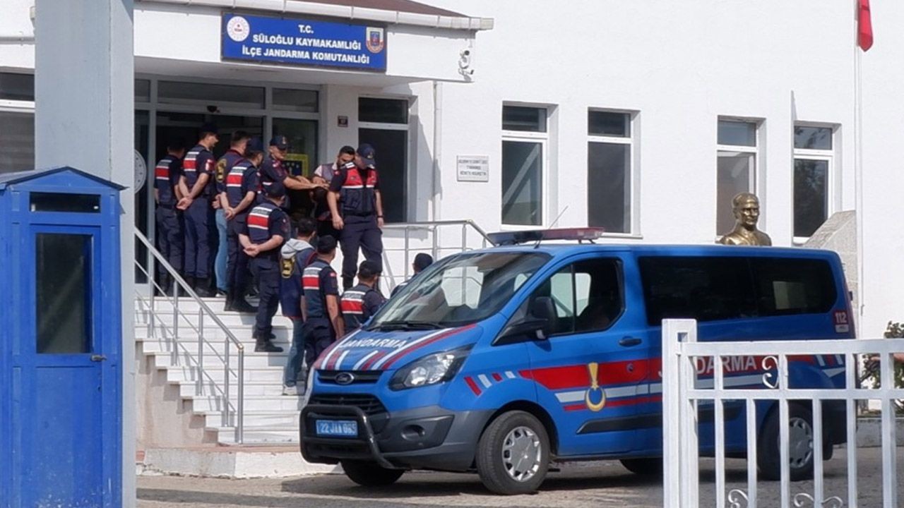 Cani evlat! Kayıp ihbarında bulunduğu babasını öldürüp, 4 parçaya ayırdı
