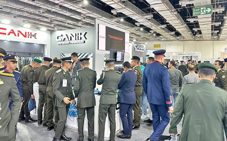 CANİK, Mısır’a çıkarma yaptı: Silah sanayimiz EDEX’23’ün ilgi odağı oldu