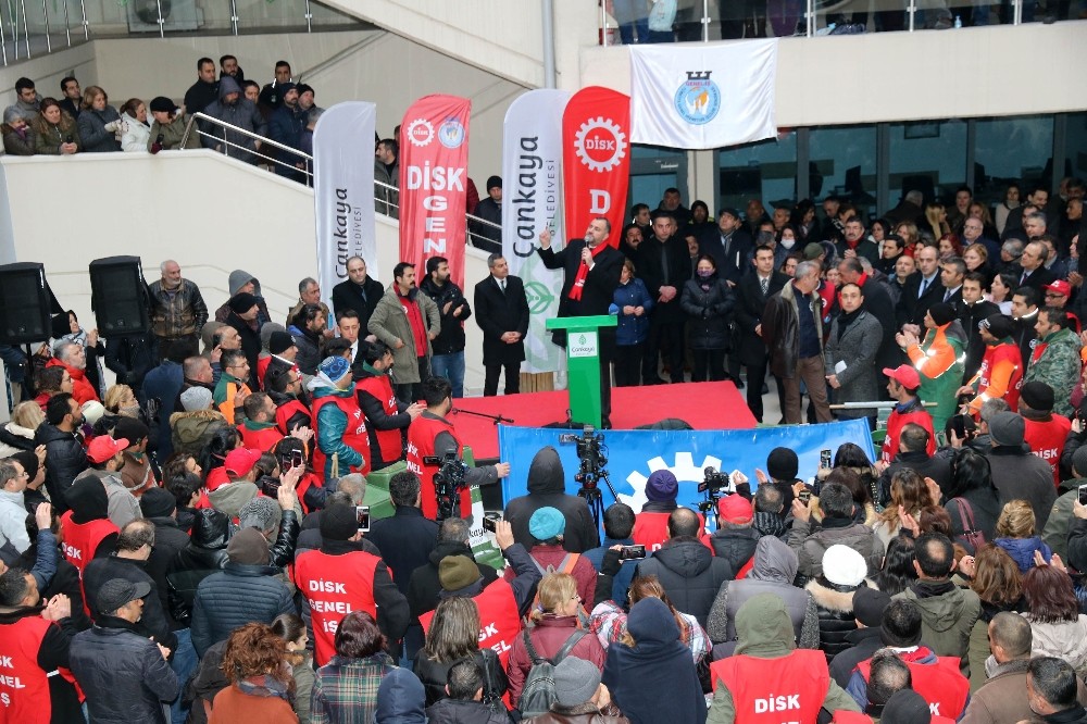 Çankaya Belediye Başkanı Taşdelen çalışma arkadaşlarıyla buluştu 