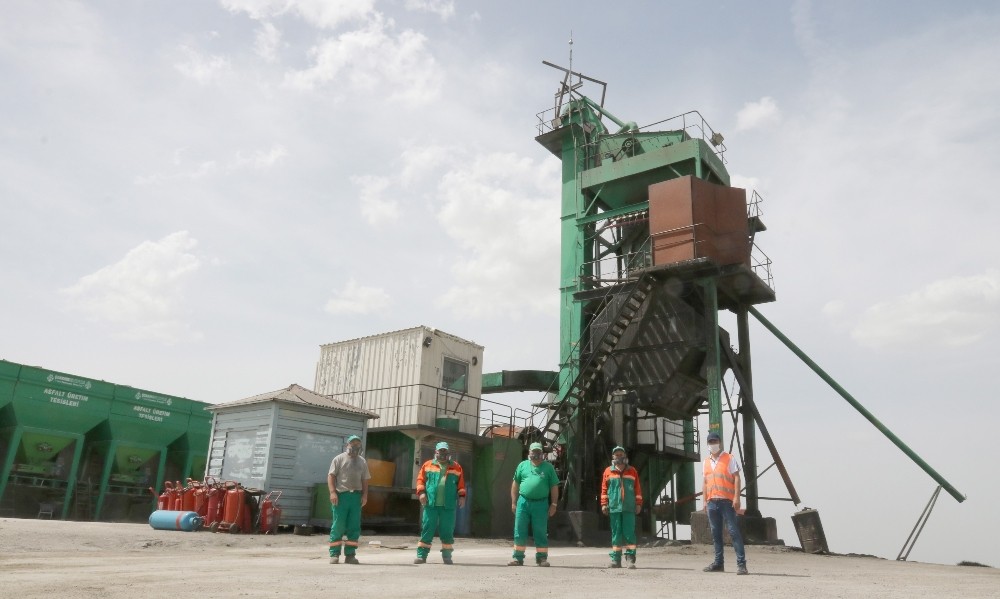 Çankaya Belediyesi saatte 60 ton asfalt üretiyor 