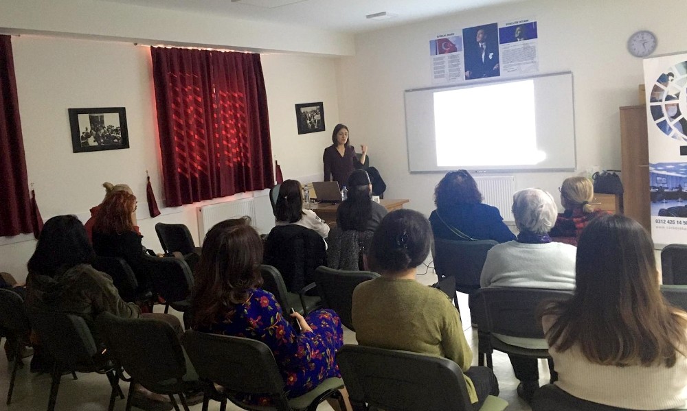 Çankaya Belediyesinden korona virüsü semineri 