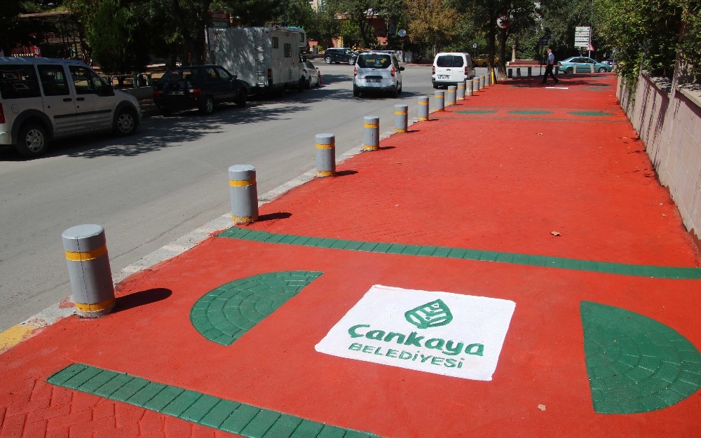 Çankaya kaldırımları renkleniyor 