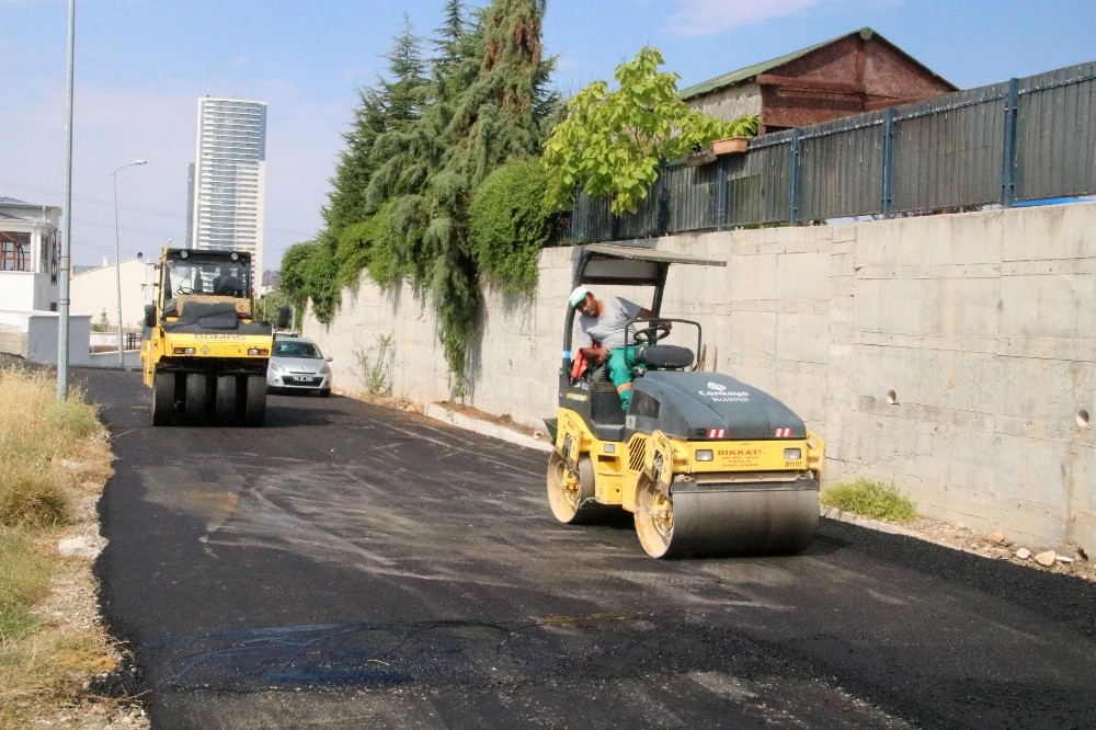 Çankaya’da asfalt çalışmaları hız kesmiyor 
