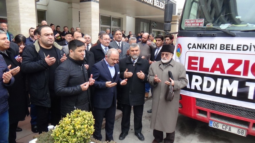 Çankırı Belediyesi’nden Elazığ ve Malatya’ya destek 