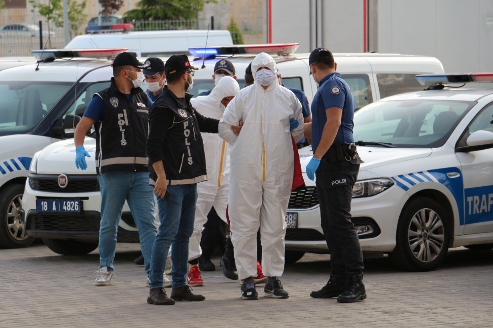 Çankırı merkezli 4 ilde uyuşturucu operasyonu: 9 gözaltı 