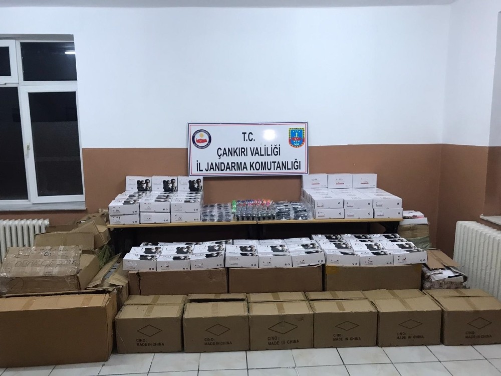 Çankırı’da 700 bin liralık gümrük kaçağı malzeme 