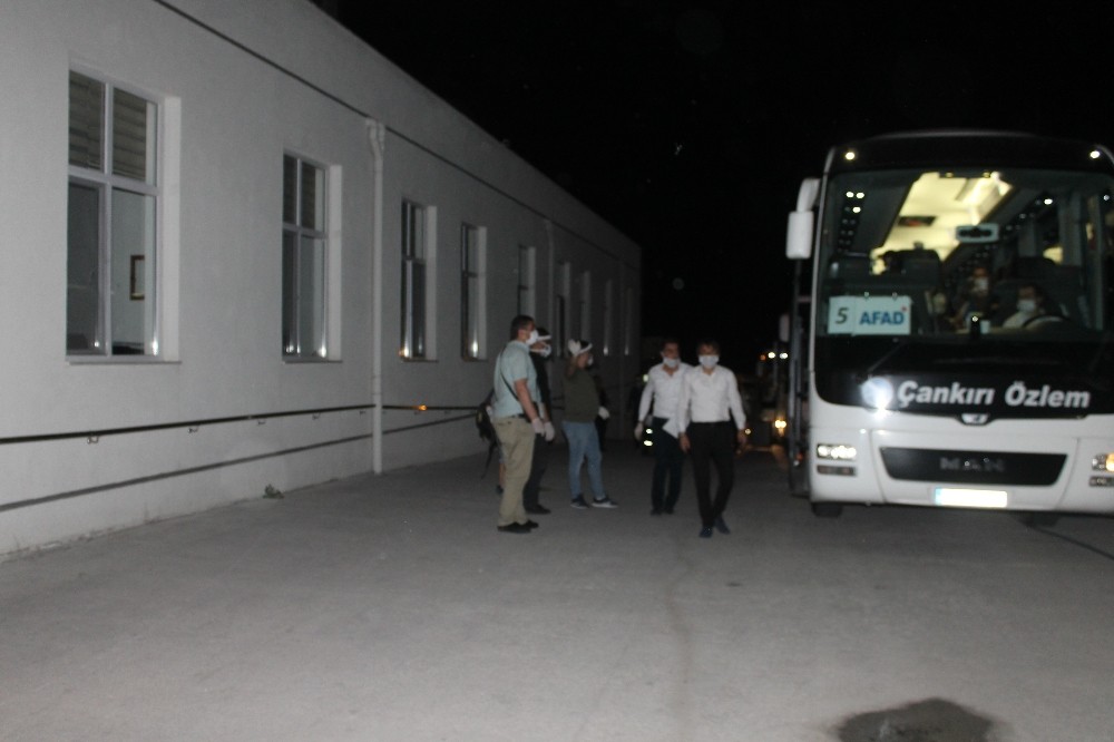 Çankırı’da karantina süresi dolanlar memleketlerine uğurlandı 