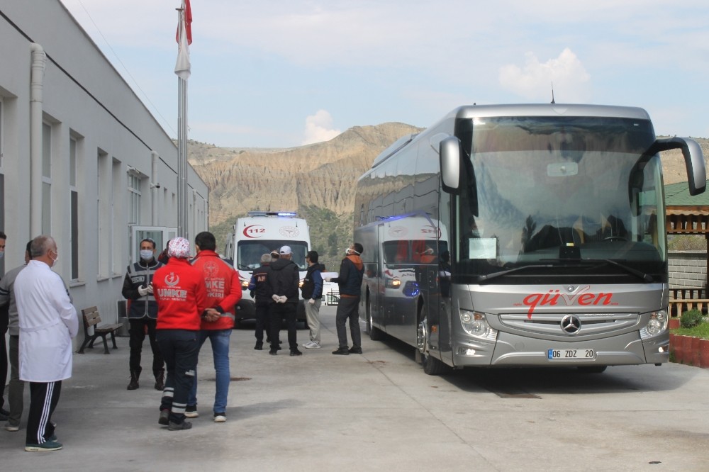 Çankırı’da karantina süresi sona eren 262 vatandaş evlerine uğurlandı 