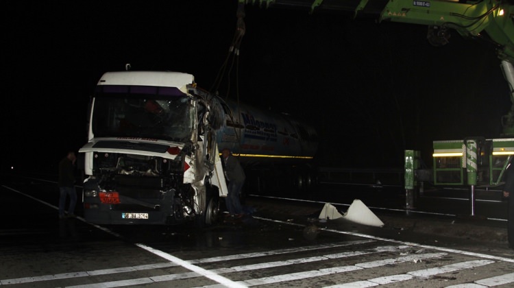 Çankırı'da LPG yüklü tanker devrildi