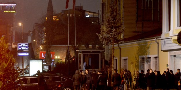 Canlı bomba Çinli kafileyi pas geçmiş