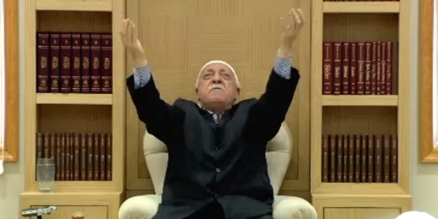 Canlı bomba eylemi Büyücü Gülen’e iyi gelmiş!