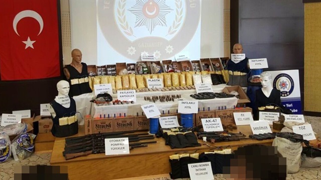 Canlı bomba yelekleri ele geçirildi