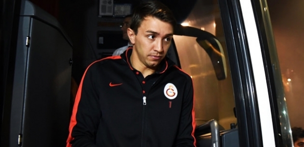 Canlı yayında açıkladı! Muslera'ya resmi teklif