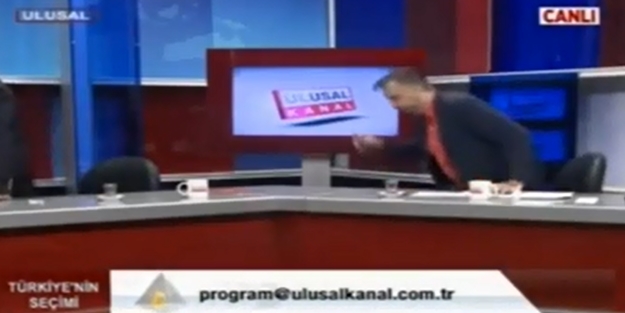 Canlı yayında depreme böyle yakalandılar