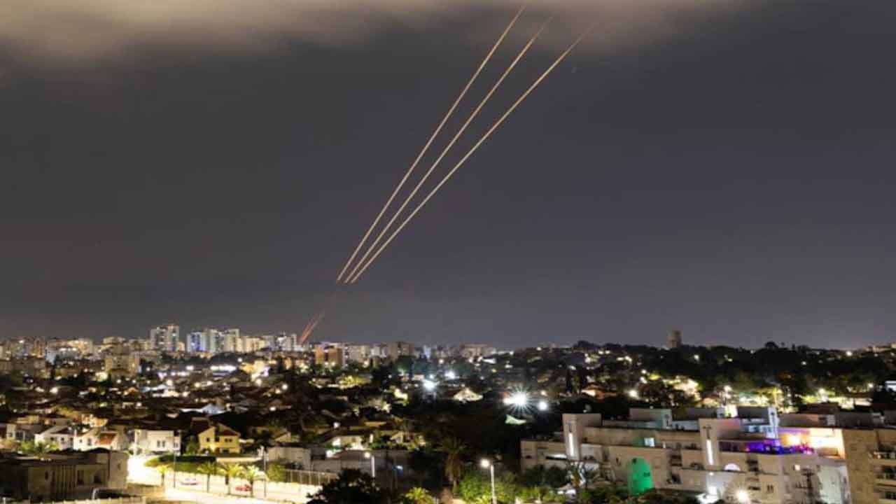 Canlı yayında dünyaya duyurdu: İsrail'i terk etmeye başladılar