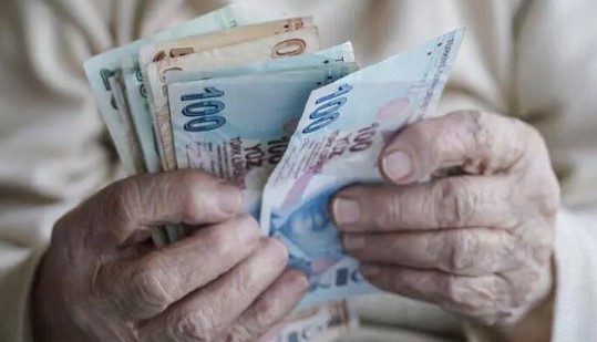 Canlı yayında formülü verdi! İşte yüksek emekli maaş almanın tüyoları