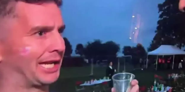 Canlı yayınında Filistin'e destek sloganı! Muhabir panikledi