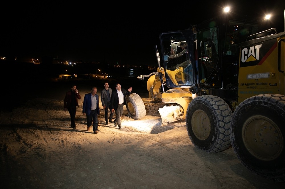 Canpolat yol yapım çalışmalarını inceledi 