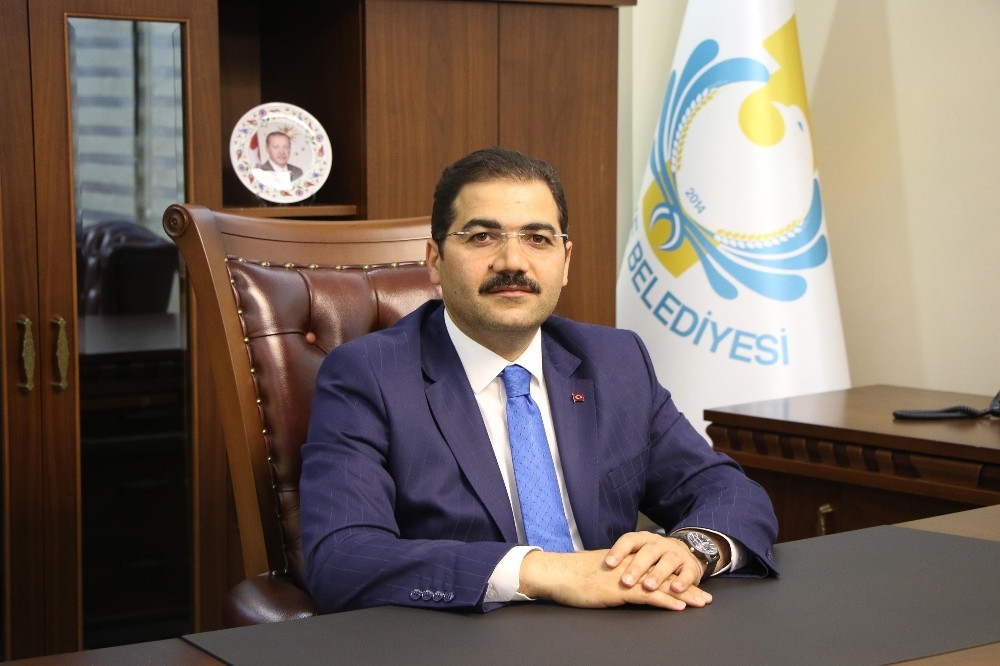 Canpolat’tan 19 Mayıs mesajı 