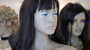 Cansız manken taklidiyle hırsızlık yaptı, gözaltına alındı!