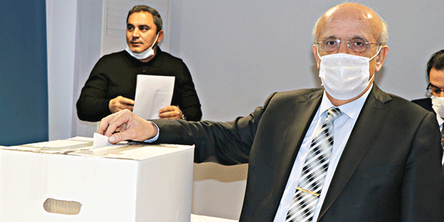 Cansuyu Derneği’ne yeniden başkan seçilen Mustafa Köylü: Dünyaya camiler, hastaneler, okullar yapıyoruz
