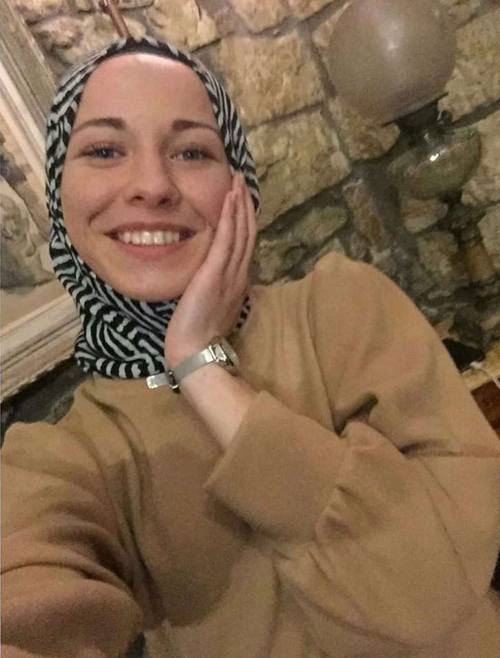 Çardakta otururken yıldırım isabet eden genç kız öldü 