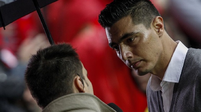 Cardozo komşuya gidiyor