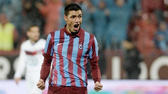 Cardozo Malaga'ya imza atıyor