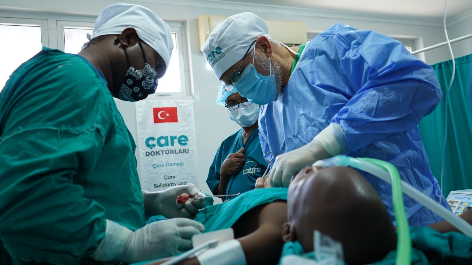 Çare Doktorları Tanzanya Pangani’de!