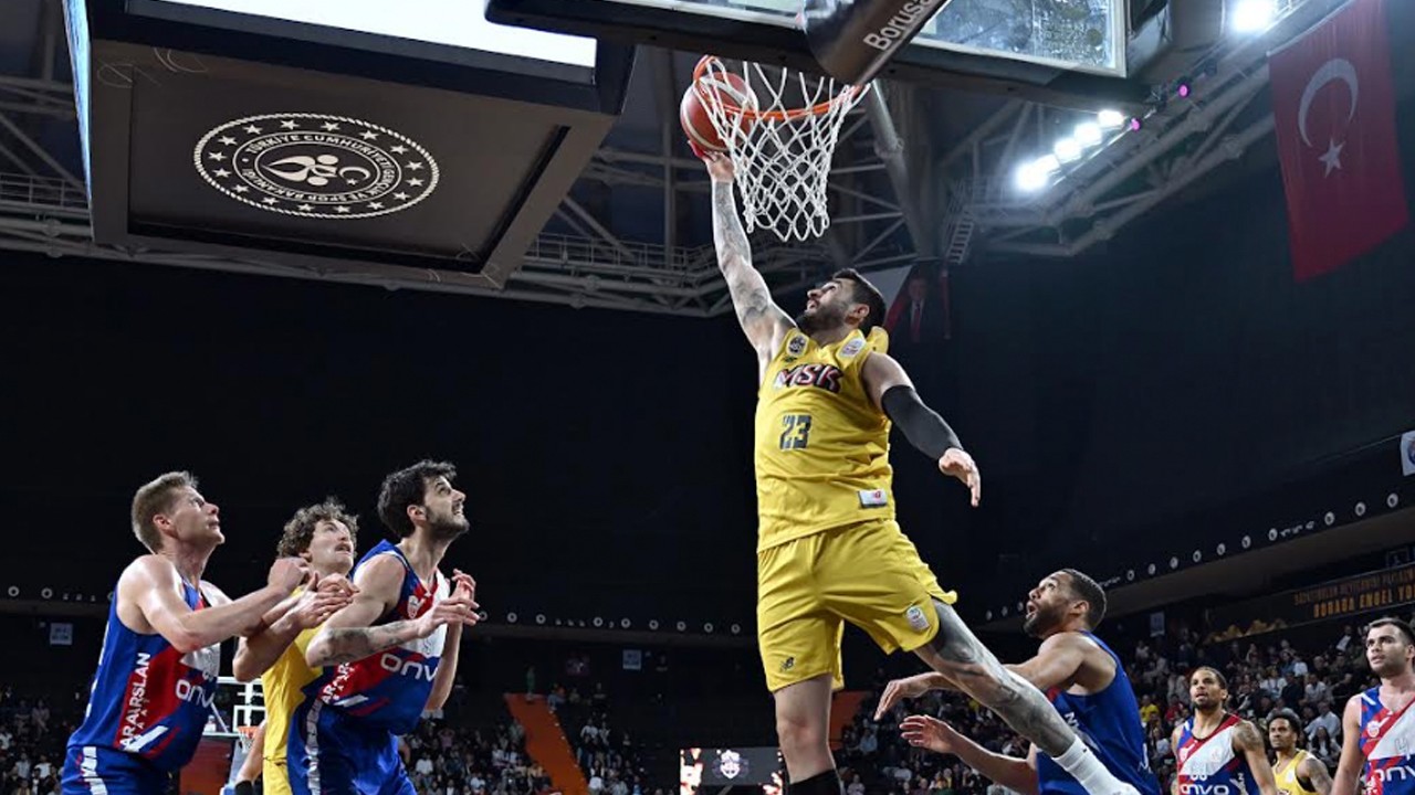 Carettalar Süper Lig’deki ilk yılında başarıdan başarıya koştu